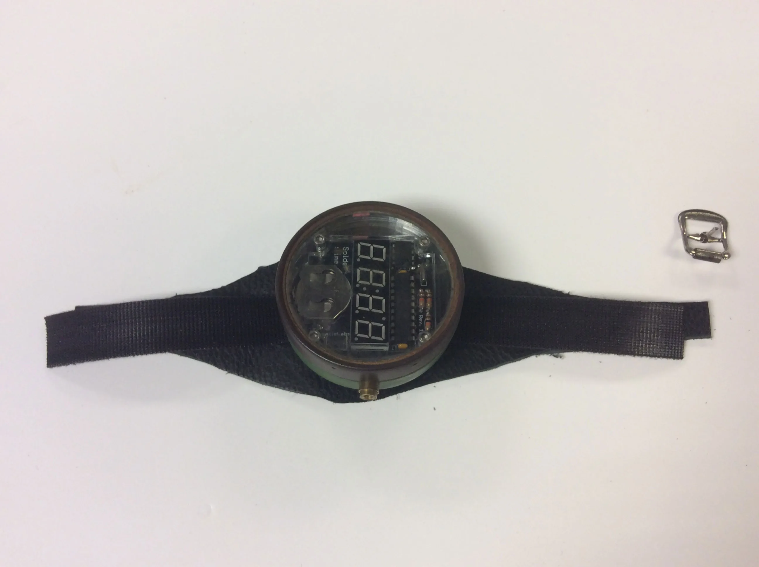 Watch strap made with leather and buckle