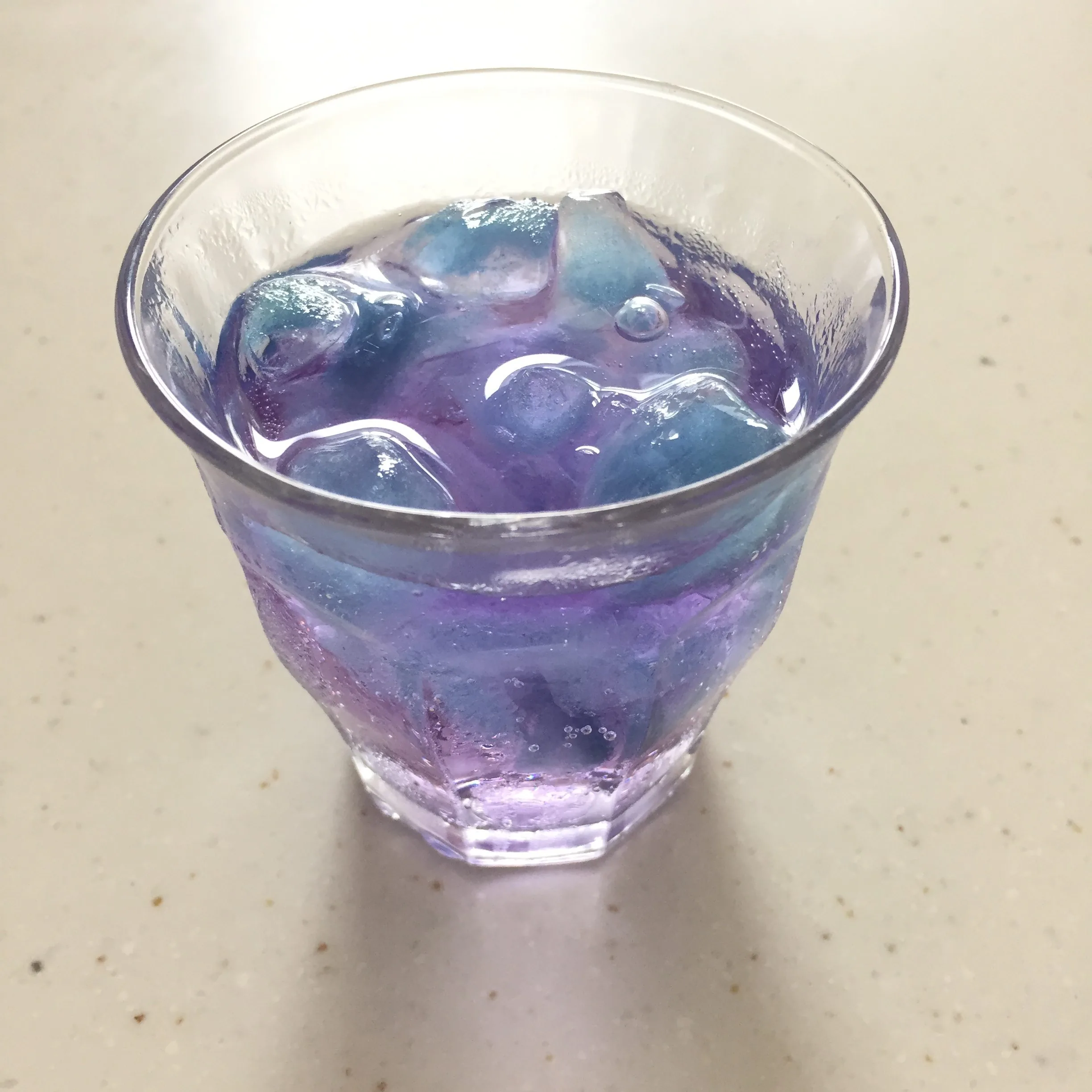 Colour Changing lemonade